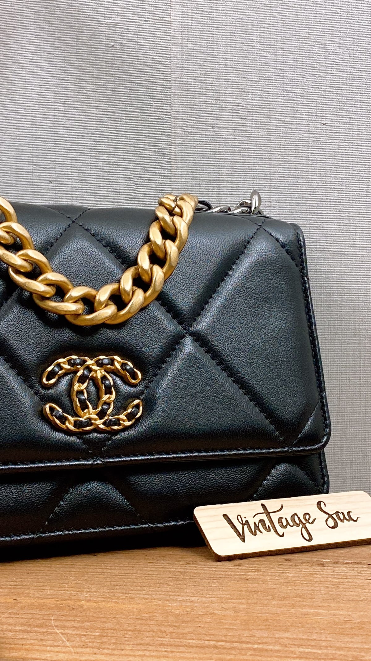 Chanel Shiny 19 Lambskin WOC (GSHW)