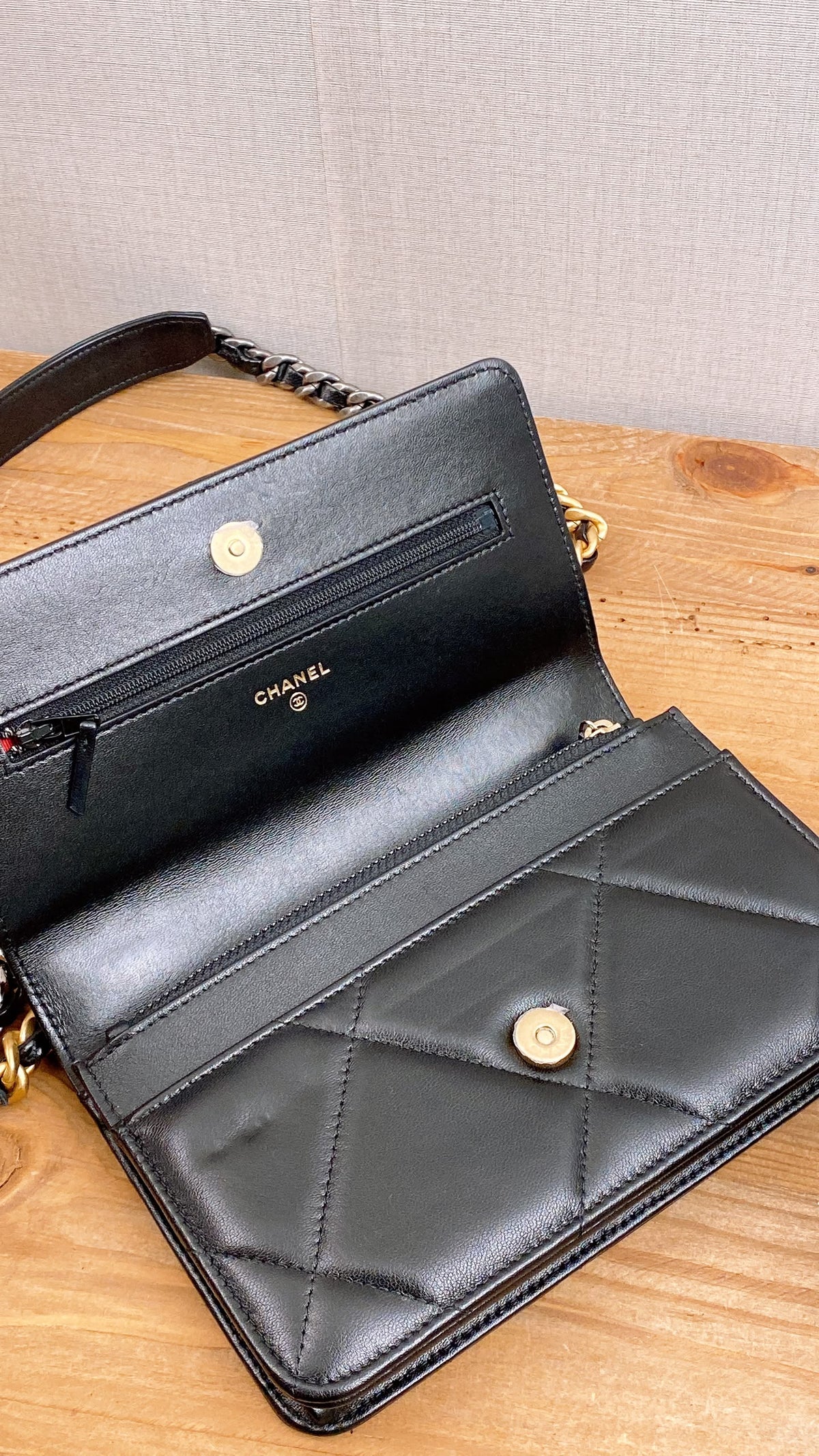 Chanel Shiny 19 Lambskin WOC (GSHW)