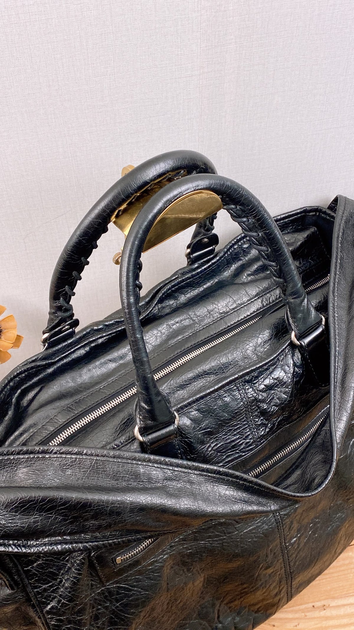 Balenciaga Black Agneau S Squash Boston City
