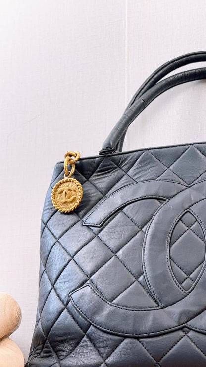 Chanel Black Lambskin Medallion Tote (GHW)