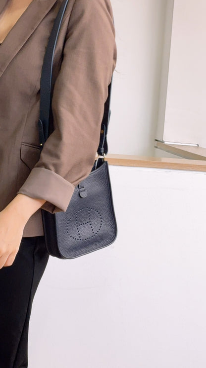 Hermes Bleu Nuit Mini Evelyne (GHW)