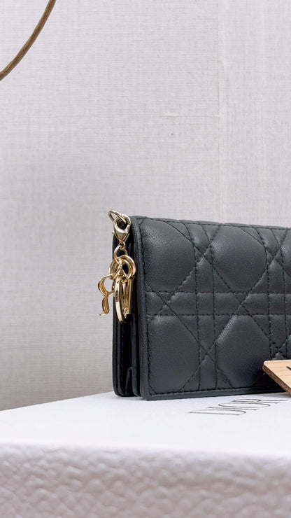 Chanel Black Lambskin Cannage Bloom Card Holder (LGHW)
