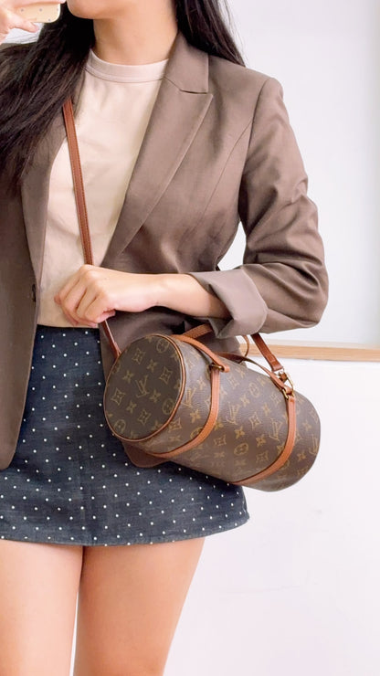 LV Monogram Papillon 26