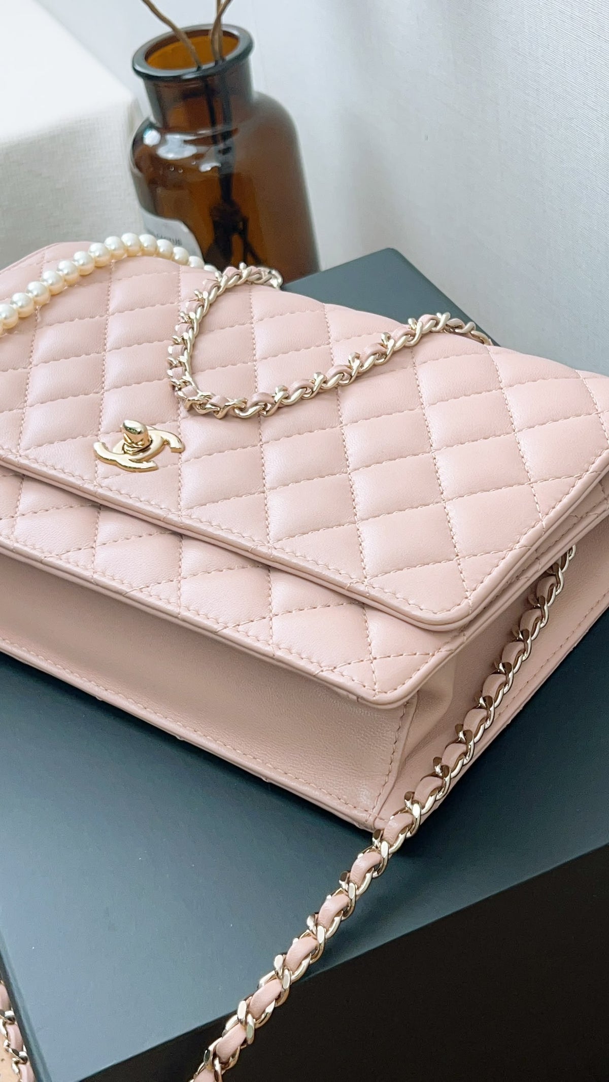 Chanel Fantasy Pearl Flap Bag Pink Shoulder Bag (GHW)