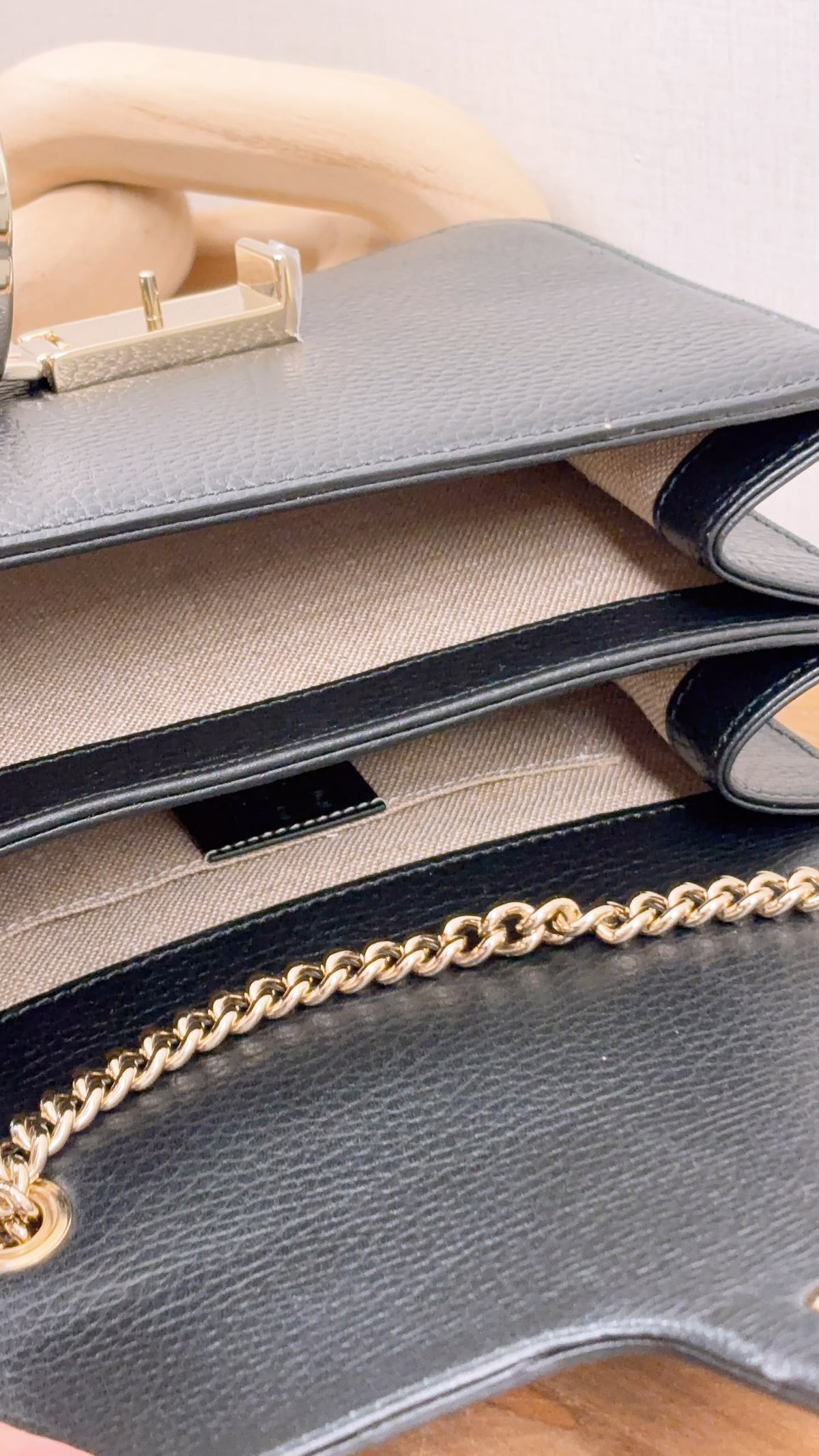 Gucci Black Calfskin GG Interlocking Shoulder Bag (LGHW)