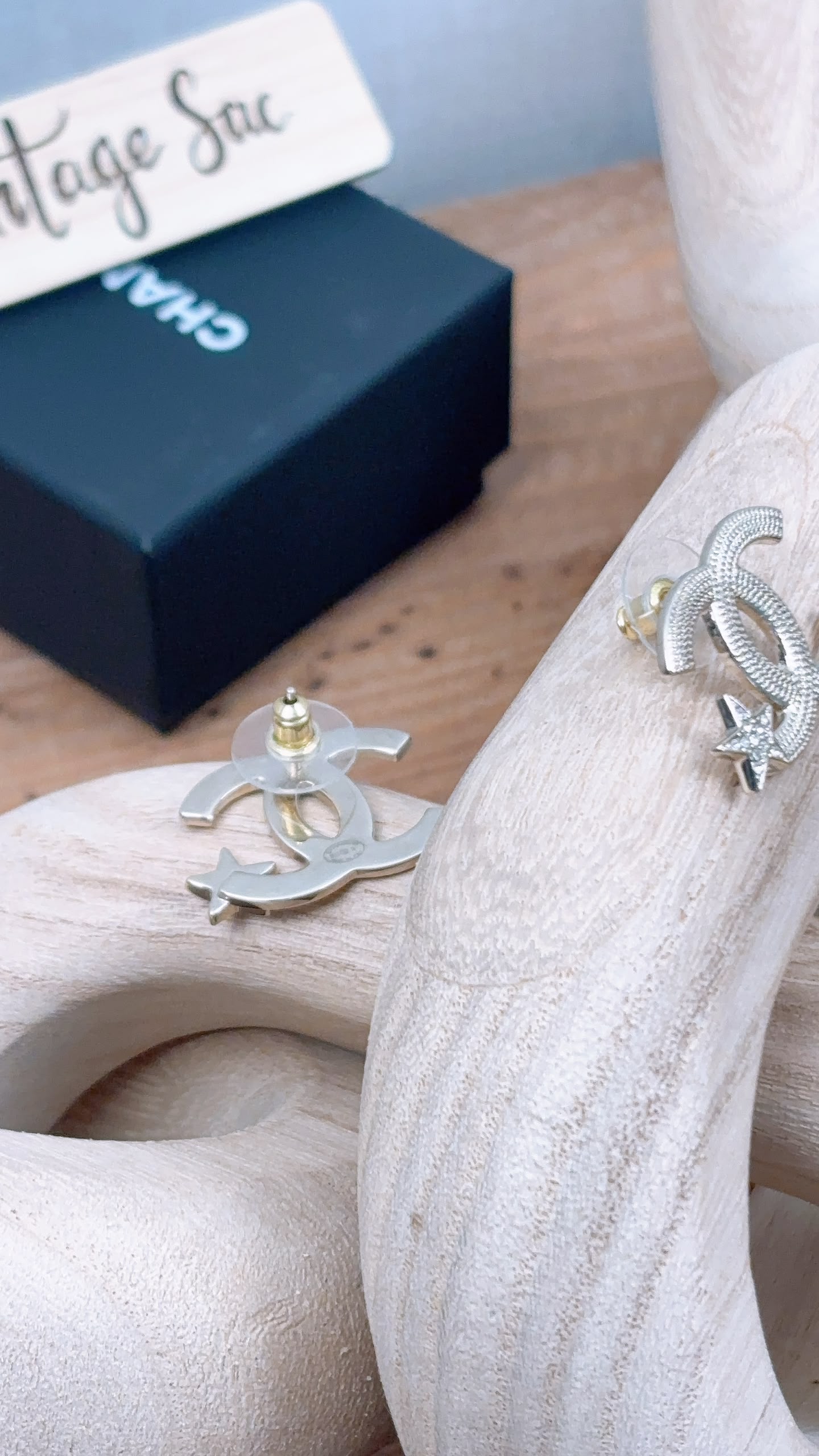 Chanel Light Gold CC Star Earrings