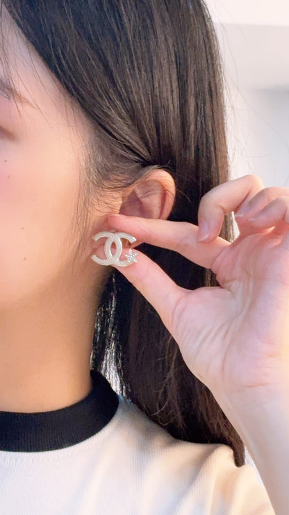 Chanel Light Gold CC Star Earrings