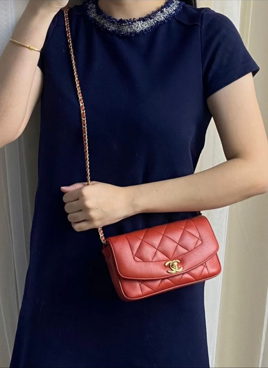 Chanel Red Calfskin Mini Diana Reissue Flap Bag GHW