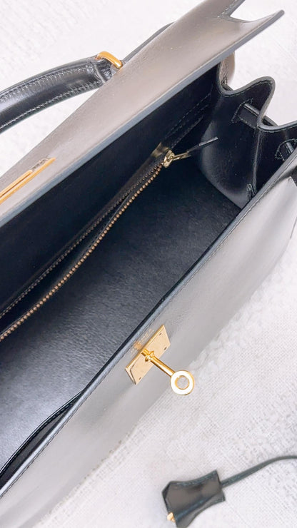 Hermes Black Box Kelly 32 (GHW)